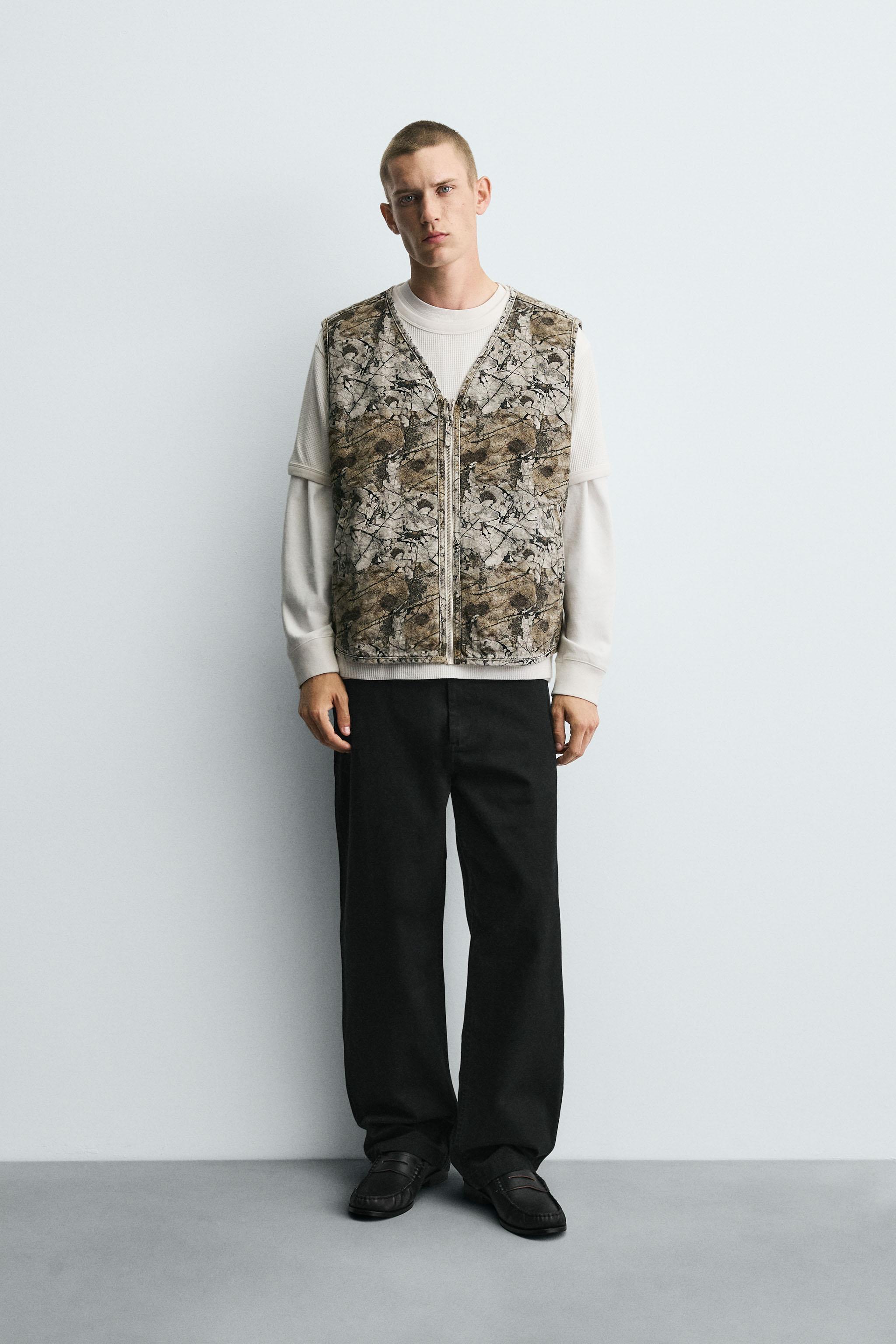 ABSTRACT PRINT QUILTED VEST